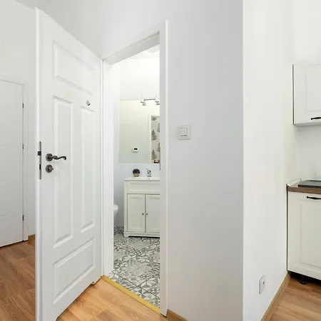 Cosy Studios Very Berry In Poznan Close To The Park By Noclegi Renters Apartament Poznań