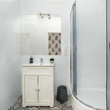 Cosy Studios Very Berry In Poznan Close To The Park By Noclegi Renters