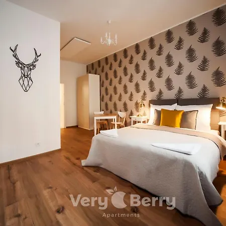 Cosy Studios Very Berry In Poznan Close To The Park By Noclegi Renters Poznań