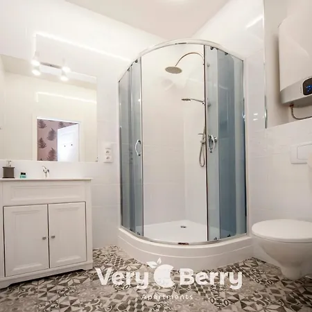 Cosy Studios Very Berry In Poznan Close To The Park By Noclegi Renters Apartament *