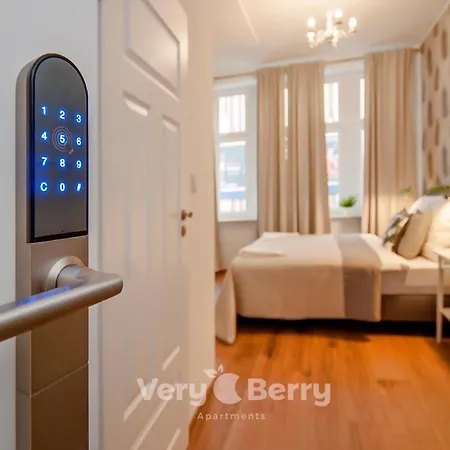 Cosy Studios Very Berry In Poznan Close To The Park By Noclegi Renters Poznań