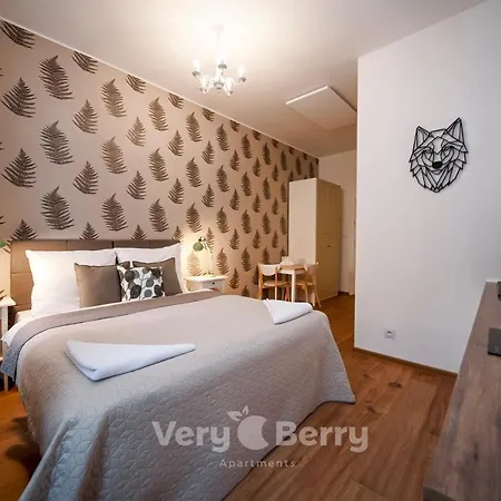 Cosy Studios Very Berry In Poznan Close To The Park By Noclegi Renters Apartament