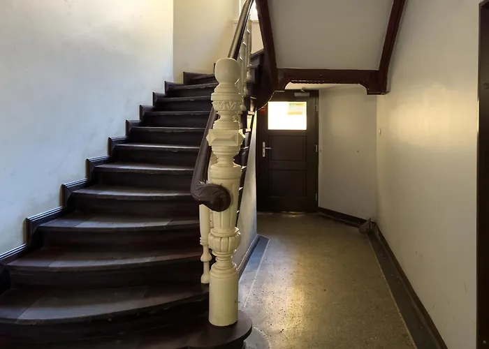 Cosy Very Berry In Close To The Park By Renters Apartment *