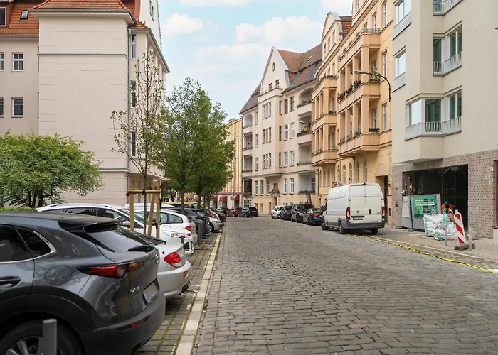 Cosy Very Berry In Close To The Park By Renters Poznan