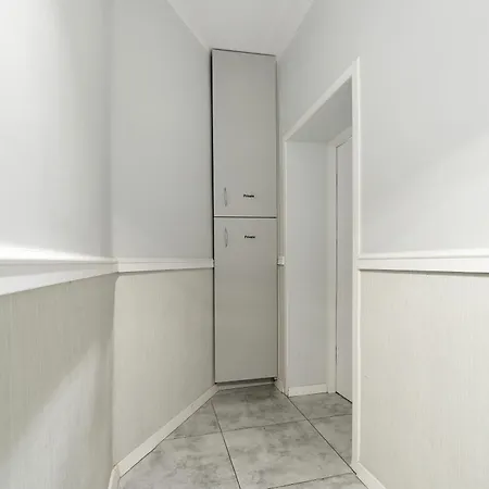 Cosy Studios Very Berry In Poznan Close To The Park By Noclegi Renters *