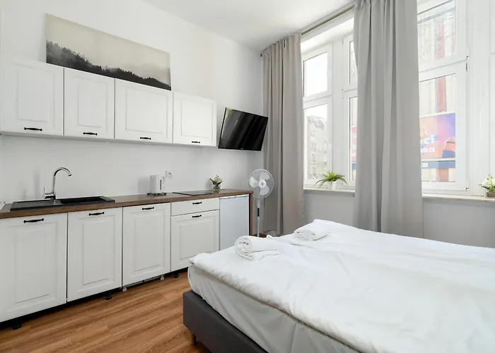 Cosy Very Berry In Close To The Park By Renters 아파트