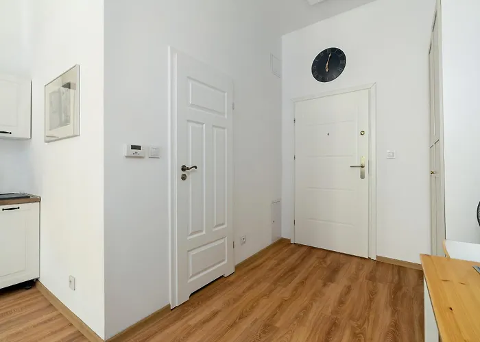 아파트 Cosy Very Berry In Close To The Park By Renters