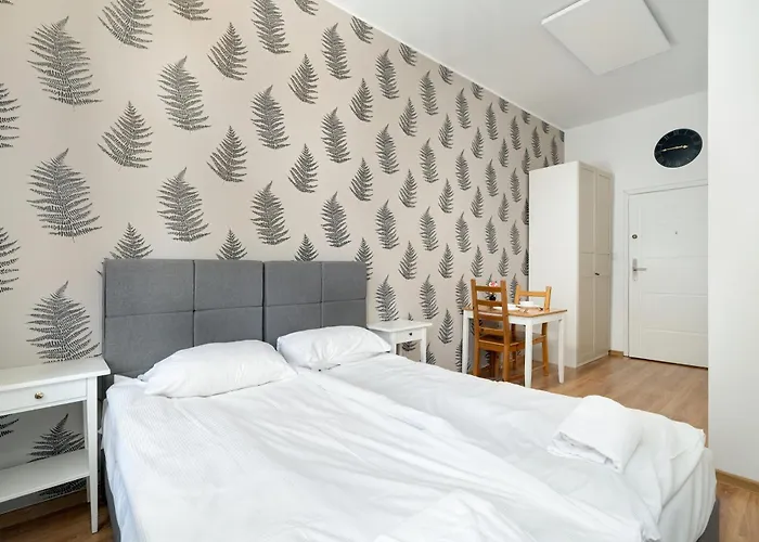 Cosy Very Berry In Close To The Park By Renters 아파트