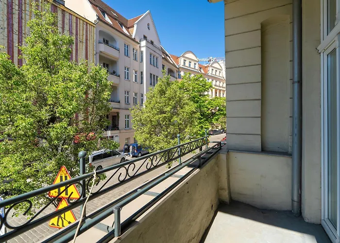 Cosy Very Berry In Close To The Park By Renters 아파트 *