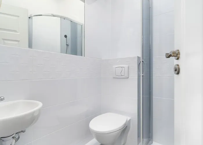 Cosy Very Berry In Close To The Park By Renters 아파트 *